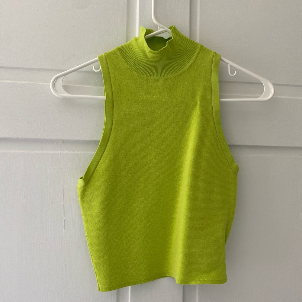 ZARA: mock neck like green cropped tank NEVER BEEN WORN